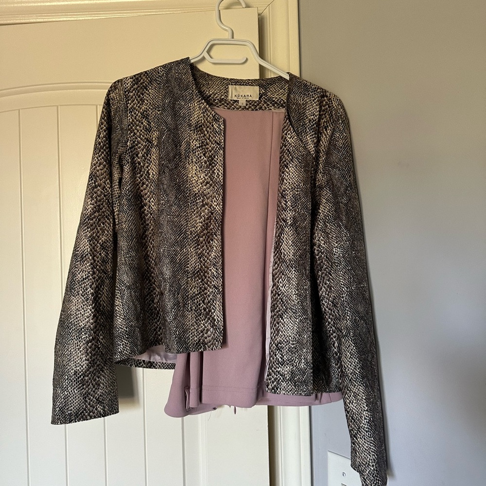 1980 kukara women's snakeskin blazer with matching pants